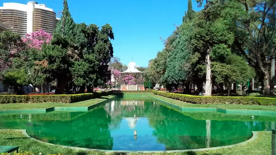 Praça da Liberdade Reformada ( Foto/Google)